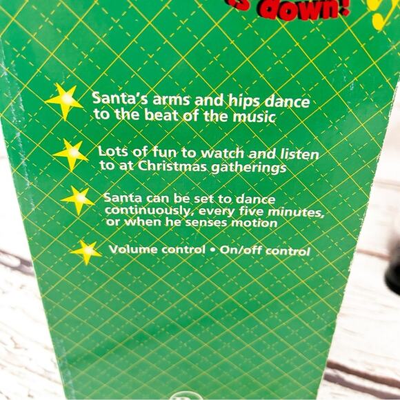 RADIO SHACK Vintage 1999 Christmas Rockin’ Santa - Picture 5 of 9